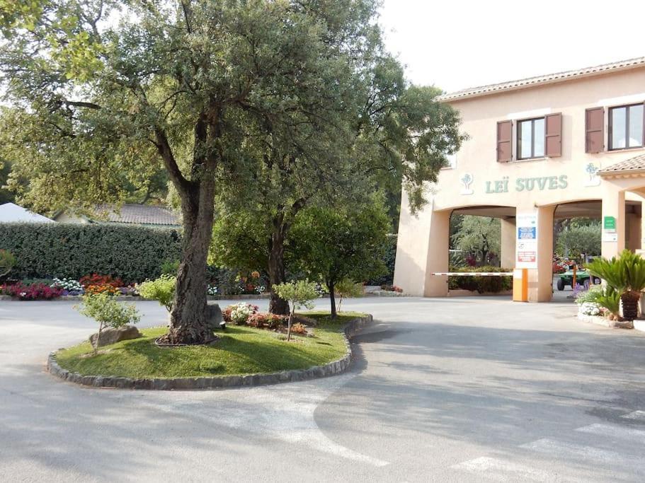 Mobile Home 6-Pers Camping Lei Suves-Cotes D'Azur-Including Airco Roquebrune-sur Argens Dış mekan fotoğraf