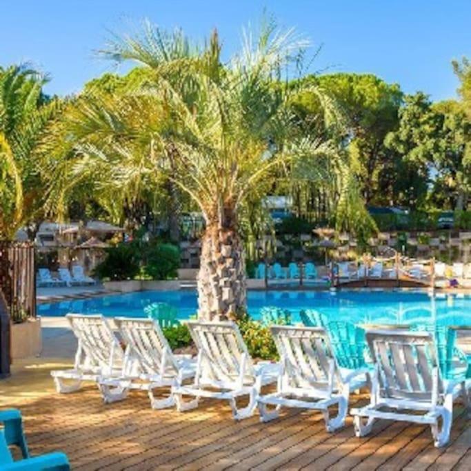 Mobile Home 6-Pers Camping Lei Suves-Cotes D'Azur-Including Airco Roquebrune-sur Argens Dış mekan fotoğraf